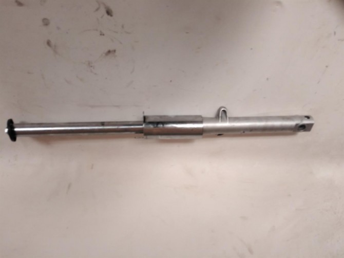 barra suspension izquierda  hyosung aquila 250