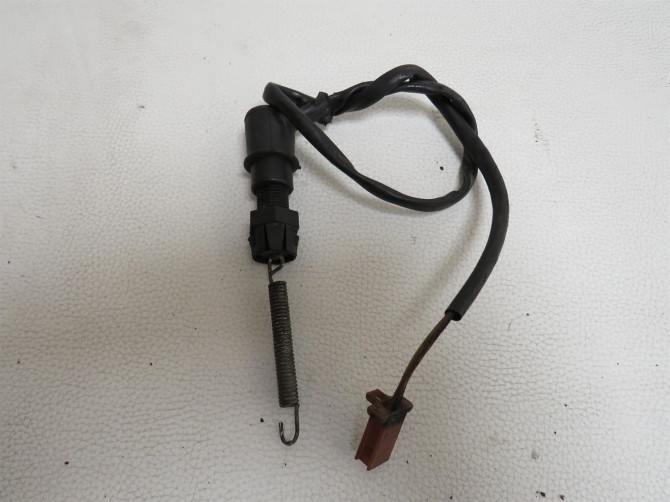 interruptor freno trasero yamaha tzr 50 2006/2012