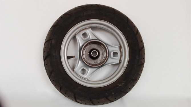 llanta trasera hyosung super cab