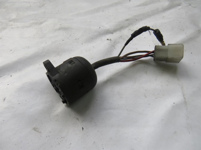 parte eléctrica cerradura yamaha teos 125