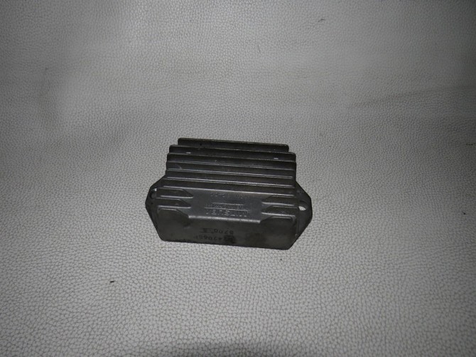 regulador piaggio nrg power