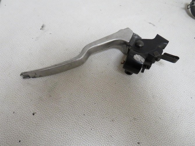 soporte maneta embrague suzuki gsx r 1000 2003