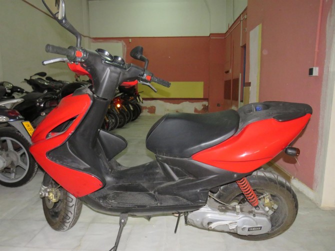 Yamaha aerox 50 año 2006